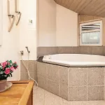 5 Star Holiday Home In Hals * Hals