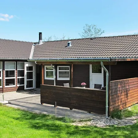 5 Star In Feriehus Hals