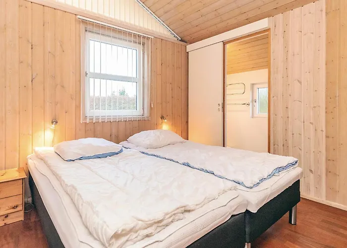 Dom wakacyjny 6 Person In Hals-by Traum Hals